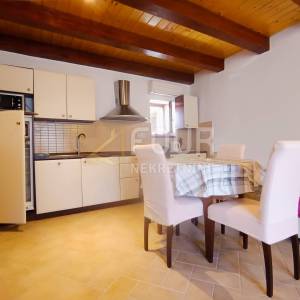 Istra, Ližnjan, kuća u nizu, 140m2, pogled na more
