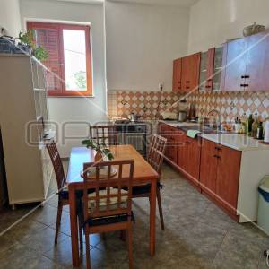 Istra, Ližnjan - okolica, prizemnica sa dvije spavaće sobe 