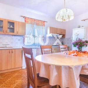 ISTRA, LIŽNJAN - Prizemnica s uređenom okućnicom