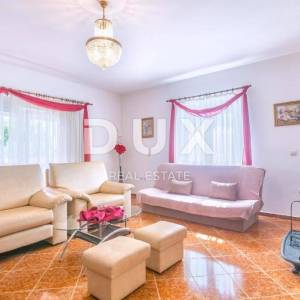 ISTRA, LIŽNJAN - Prizemnica s uređenom okućnicom