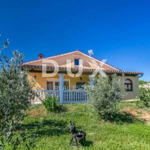 ISTRA, LIŽNJAN - Prizemnica s uređenom okućnicom