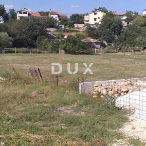 ISTRA, LOBORIKA - Građevinsko zemljište na odličnoj lokaciji