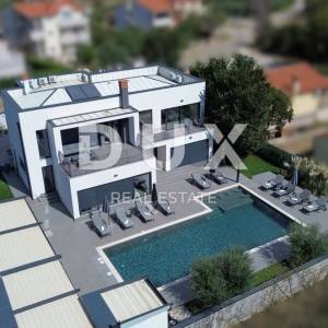 ISTRA, LOBORIKA - Moderna vila s bazenom
