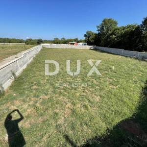 ISTRA, LOBORIKA - Ograđeno građevinsko zemljište u slijepoj ulici 770 m2