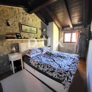 ISTRA, LUPOGLAV - Kamena kuća na kraju sela s velikom okućnicom