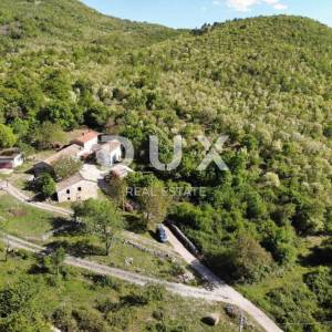 ISTRA, LUPOGLAV Prekrasna stancija idealna za agroturizam, održavanje vjenčanja i evenata! 