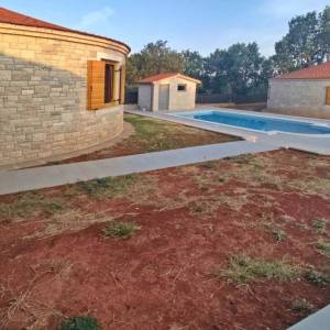 ISTRA, MARČANA - Iznimna nekretnina u blizini mora