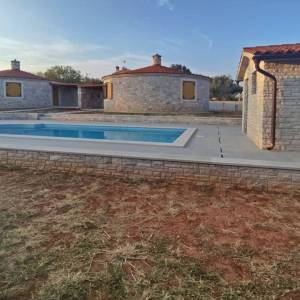 ISTRA, MARČANA - Iznimna nekretnina u blizini mora