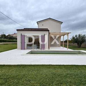 ISTRA, MARČANA - Kuća s bazenom
