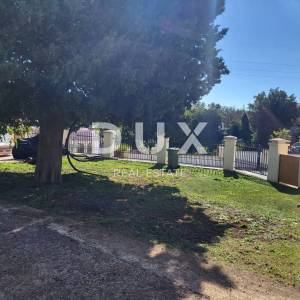 ISTRA, MARČANA - Obnovljena kuća s bazenom