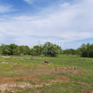Istra, Marčana - okolica, građevinsko zemljište 2.000m2, pogled na more