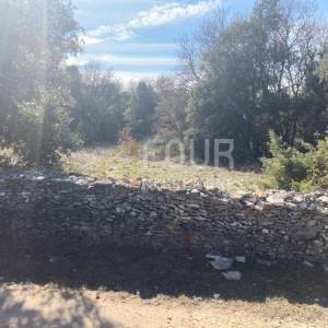 Istra, Marčana - okolica, poljoprivredno zemljište 702m2