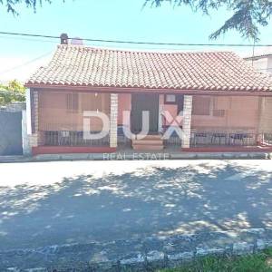 ISTRA, MARČANA Poslovni prostor s dvije terase - pizzerija - OPREMLJENO!!