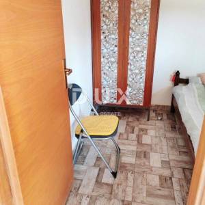 ISTRA, MARČANA - Simpatična kuća s pogledom na more