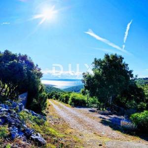 ISTRA, MARČANA - Simpatična kuća s pogledom na more