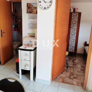 ISTRA, MARČANA - Simpatična kuća s pogledom na more