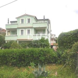 ISTRA, MEDULIN Apartmanska kuća 500m od mora!