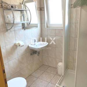 ISTRA, MEDULIN Apartmanska kuća 500m od mora!