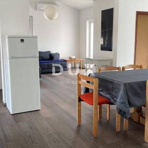 ISTRA, MEDULIN - Apartmanska kuća 500 m od mora! 