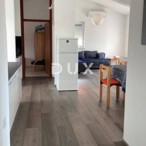 ISTRA, MEDULIN - Apartmanska kuća 500 m od mora! 