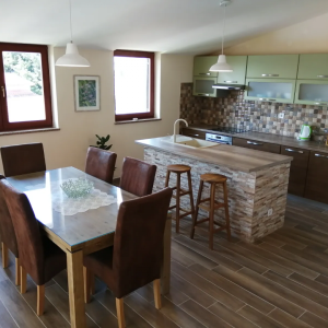 ISTRA, MEDULIN Apartmanska kuća 150 m od PLAŽE - POGLED NA MORE!!