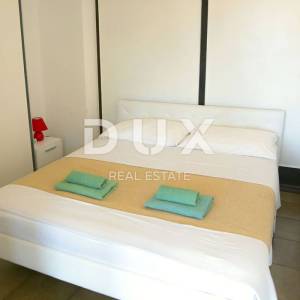 ISTRA, MEDULIN Apartmanska kuća uz more s bazenom, konobom i tenis igralištem - POGLED NA MORE!!