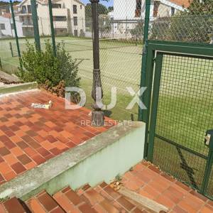 ISTRA, MEDULIN Apartmanska kuća uz more s bazenom, konobom i tenis igralištem - POGLED NA MORE!!