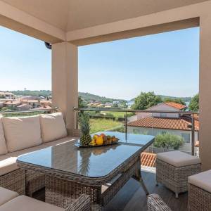 ISTRA, MEDULIN Apartmanska kuća u Banjolama - POGLED NA MORE!!