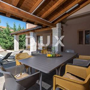 ISTRA, MEDULIN Apartmanska kuća u Banjolama - POGLED NA MORE!!