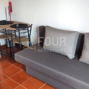 Istra, Medulin, apartmanska kuća + pomoćni objekt, ukupno 9 apartmana!