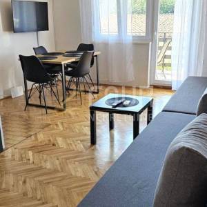 Istra, Medulin, apartmanska kuća + pomoćni objekt, ukupno 9 apartmana!