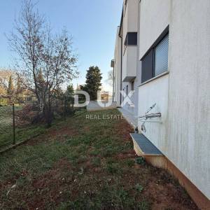ISTRA, MEDULIN - Dva stana u prizemlju s vrtom