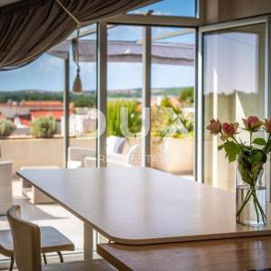 ISTRA, MEDULIN Ekskluzivni dvoetažni penthouse s krovnom terasom!