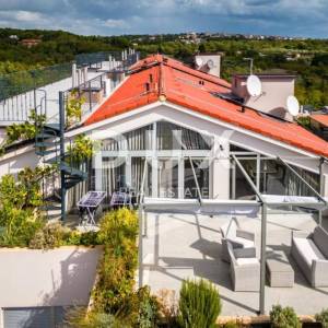 ISTRA, MEDULIN Ekskluzivni dvoetažni penthouse s krovnom terasom!