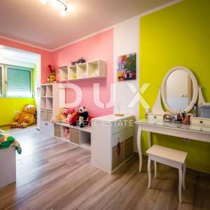 ISTRA, MEDULIN Ekskluzivni dvoetažni penthouse s krovnom terasom!