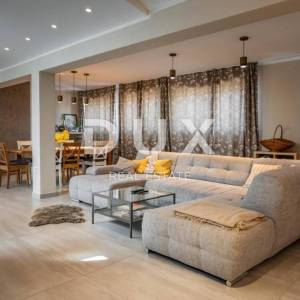 ISTRA, MEDULIN Ekskluzivni dvoetažni penthouse s krovnom terasom!
