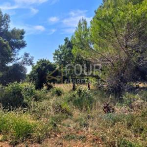 Istra, Medulin, građevinsko zemljište 758m2