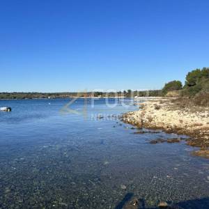Istra, Medulin, građevinsko zemljište 100m od mora