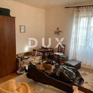 ISTRA, MEDULIN Istarska kuća s dvorištem za renovaciju - 400 m OD PLAŽE!!
