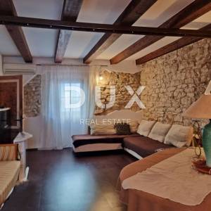 ISTRA, MEDULIN - Kamena kuća 500 m od mora