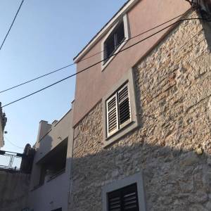  ISTRA, MEDULIN - Kamena kuća na odličnoj lokaciji