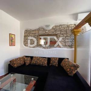 ISTRA, MEDULIN- Kuća sa dva stana + parking + pogled more!!