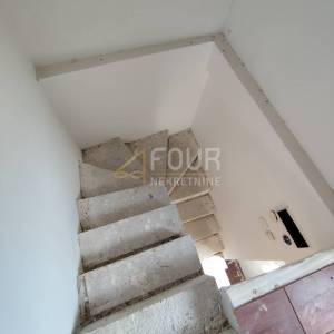 Istra, Medulin, kuća u nizu, 105m2