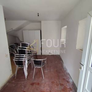 Istra, Medulin, kuća u nizu, 105m2
