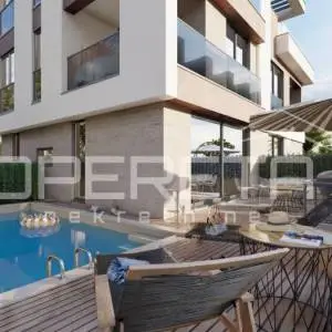 Istra, Medulin, luksuzna dvojna vila samo 250 m od mora