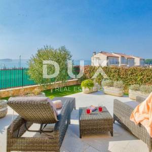 ISTRA, MEDULIN - Luksuzna klasična vila 50 metara od plaže