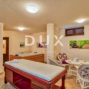 ISTRA, MEDULIN - Luksuzna klasična vila 50 metara od plaže