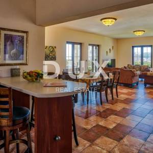 ISTRA, MEDULIN - Luksuzna klasična vila 50 metara od plaže