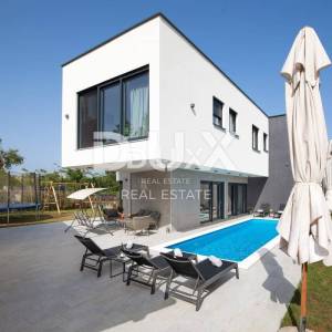 ISTRA, MEDULIN - Luksuzna vila nadomak plaža i šetnjica
