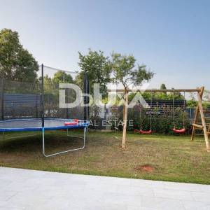 ISTRA, MEDULIN - Luksuzna vila nadomak plaža i šetnjica